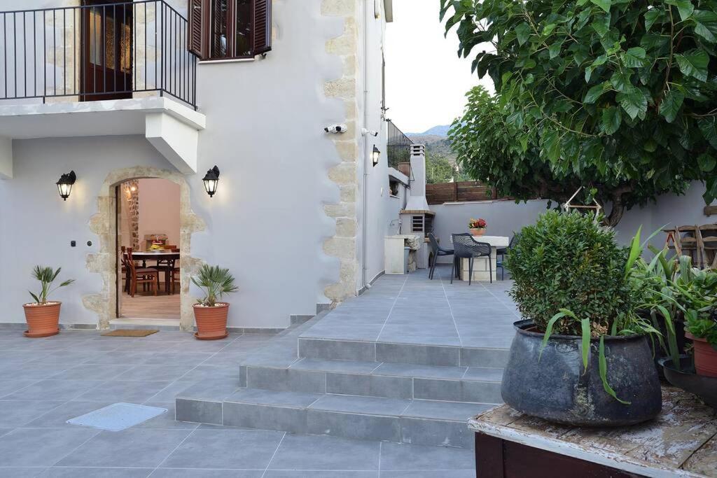 Villa Christini A Luxury Villa With Amazing Views Dzidzifész Kültér fotó